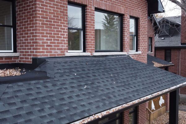 STANLEY.00_00_43_15.Still021