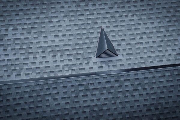 Sunnyside.00_00_33_12.Still009